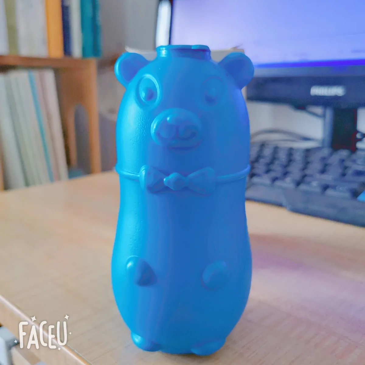 小熊蓝泡泡